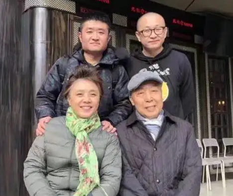 师胜杰|师胜杰病逝4年多了,遗孀宋艳的坚持让人泪目