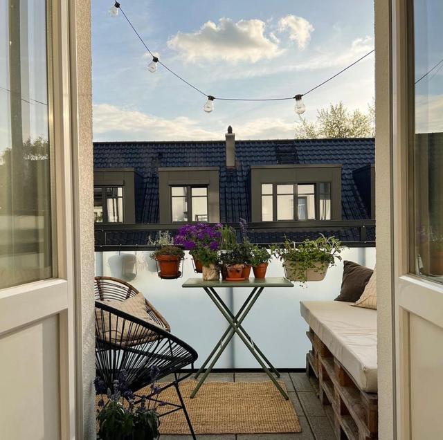 31岁德国女主的家,装修不奢华却充满韵味,井井有条看见岁月静好