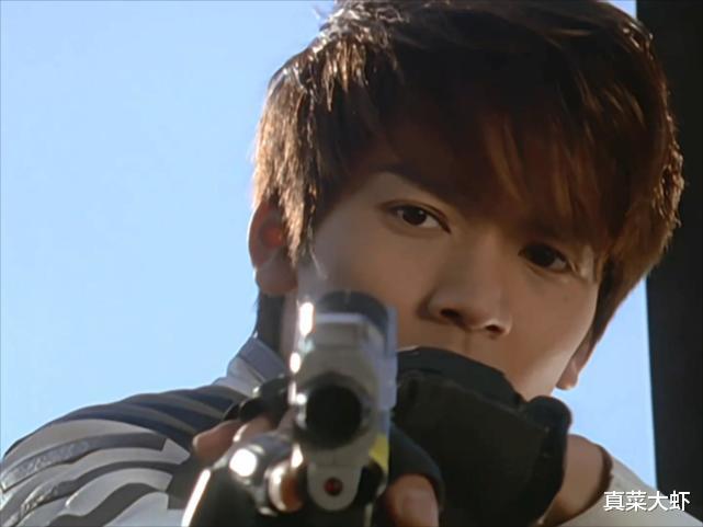 迪迦·奥特曼|迪迦奥特曼：这怪兽简直破了平成奥的各种记录，甚至没能在迪迦手下撑过一分钟