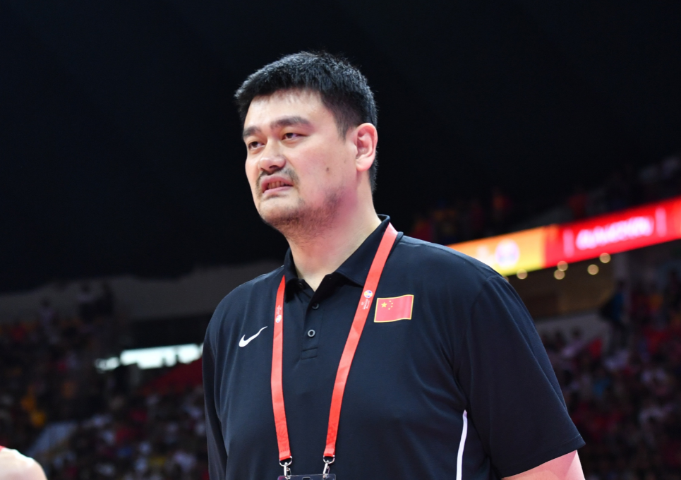 中国篮协|篮坛再现钓鱼执法!姚明大手笔拿下4亿索赔,篮协直接从亏到盈