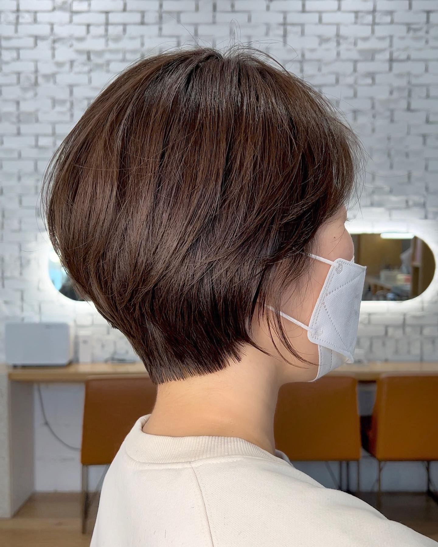 穿衣搭配 3月流行女发来了，烫染剪都很美，要不要挑一款