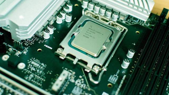 CPU|实战分享，低端CPU也超高频玩出高性能，微星新品迫击炮主板测试