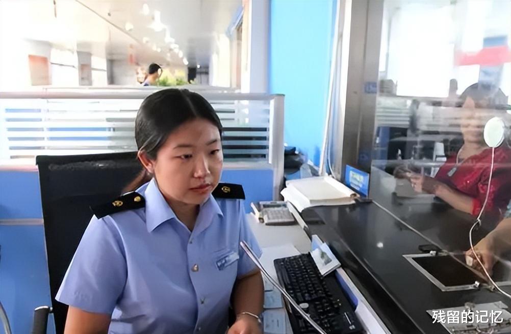 大学生|一国企开启社招，部分岗位没有笔试只有面试，三类毕业生优势明显