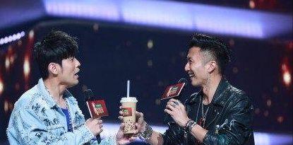 刘畊宏|为何周杰伦捧刘畊宏这么久现在才火？有这减脂操为何周杰伦还变胖