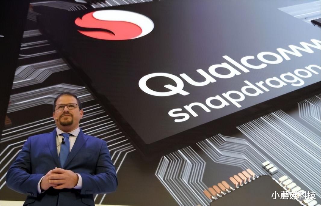 金嗓子|美国搬起石头砸自己的脚,去年不卖我们芯片,现在却又求着买?