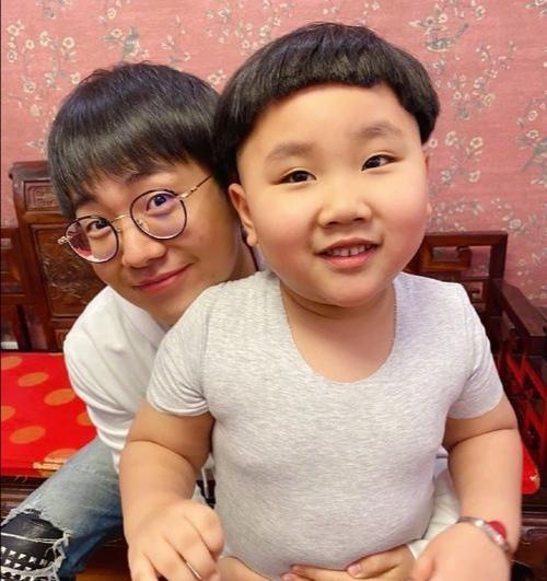 郭汾阳|戴8万的镯子,喊张云雷吃“翔”,“富养”的郭汾阳有多受宠?