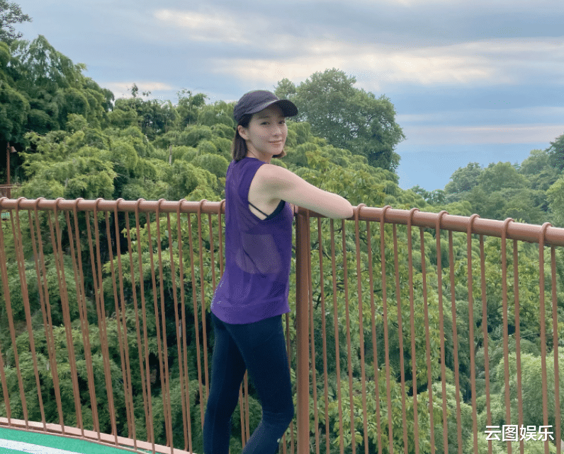 周家蔚|港星扎堆莫干山!洪金宝儿媳约姚子羚跑步,万绮雯在当地开民宿