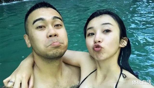 美国队|她是中国最美NBA主播，在美国秀傲人身材，体重150斤，男友强壮