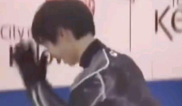 鲁索|特鲁索娃同羽生结弦正面较量！羽生倒在冰面，莎莎赢了男子第一人