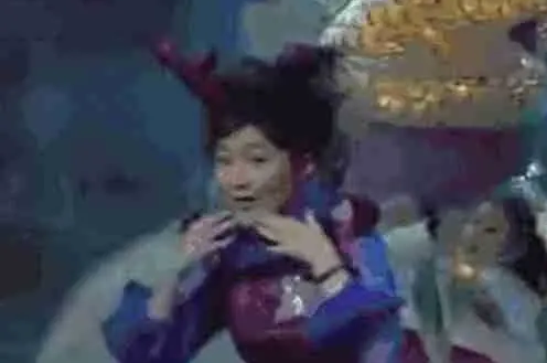 范晓萱|范晓萱：从影后到“魔女”，为男友割子宫，直言：子宫可有可无