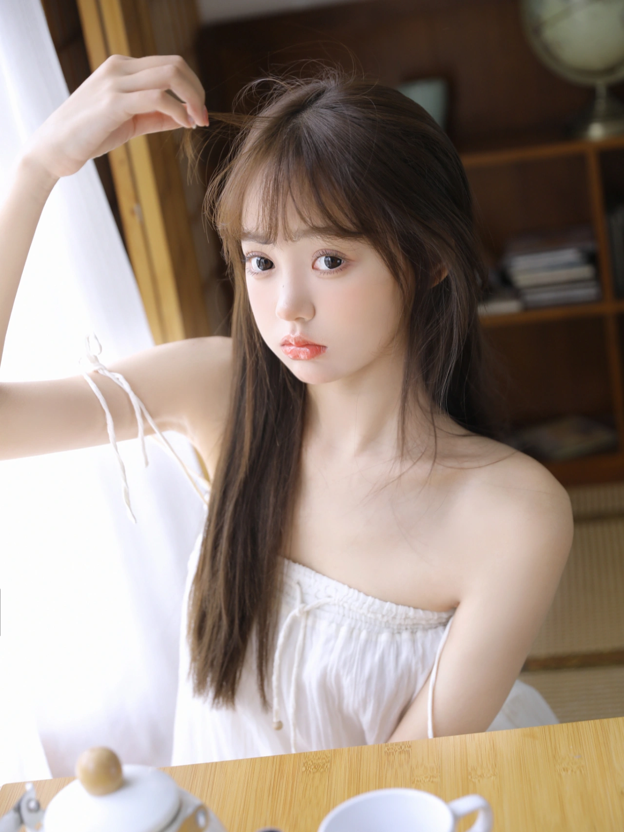 吊带家居服，小姐姐完美展示，好漂亮哦！