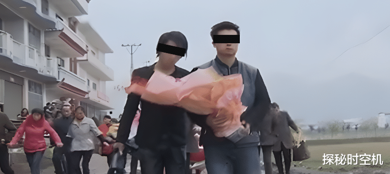 2013年,四川杀母拐子案:7岁男孩目睹妈妈被害,19年后寻凶成功