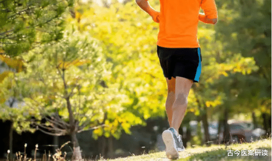 高血压|“甘油三酯大户”公布,炸鸡落榜,医生:不想脑梗缠身,3物别贪吃