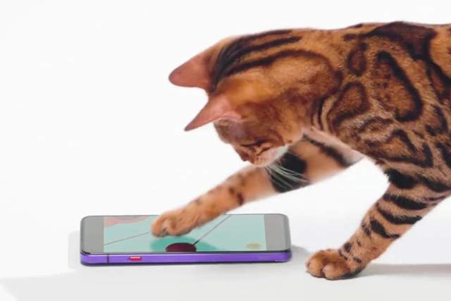 高通骁龙|首款骁龙8Gen1游戏手机即将上市？红魔7 Pro亮相，标配2万转风扇