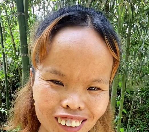 凤姐|江西女子“一丑成名”，靠奇特长相圈粉百万，自信程度不输凤姐