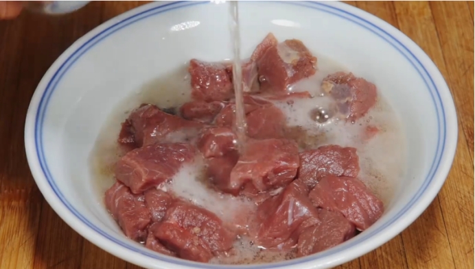 面膜 想吃肉怎么办，学会这两道菜，实现吃肉自由，简单营养美味