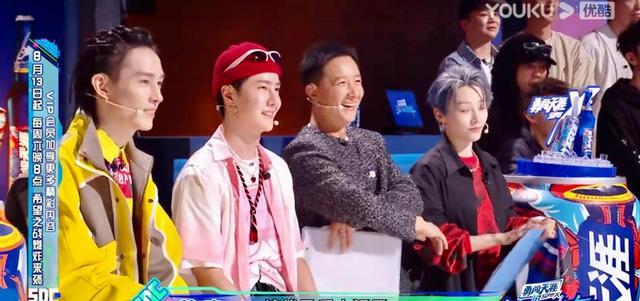 王一博|王一博化身街舞总编剧,只为给新人一个机会,展示专业水准