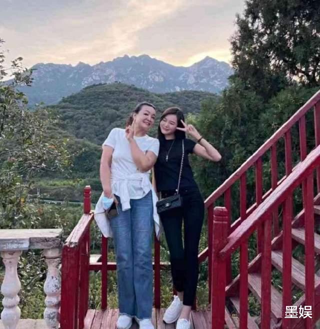 小S|张兰评论区暗示汪小菲离婚原因：小S这个嘴真是惹祸的嘴