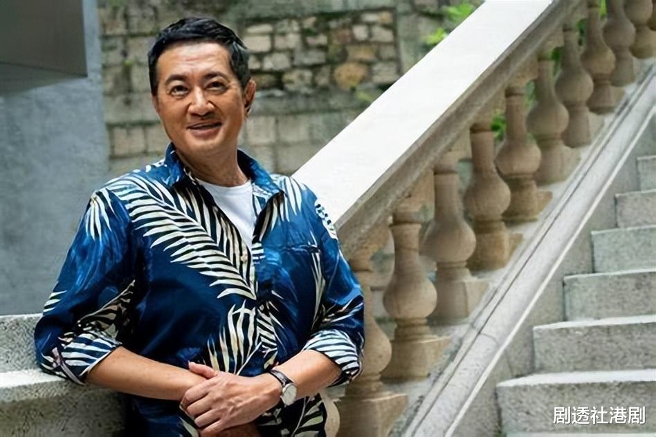 邓梓峰|网传圈中隐形富豪！TVB资深男星回应身家之谜，笑言子女没问他拿钱