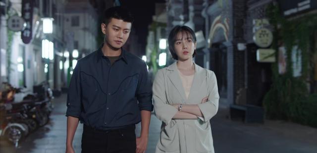 蓝焰突击|《蓝焰突击》不仅有三位美女,还组了三对CP,他们都会在一起吗?