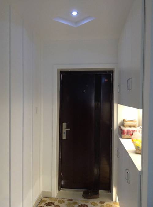 7万元装修的房子，朋友说衣柜好土，橱柜颜色好刺眼