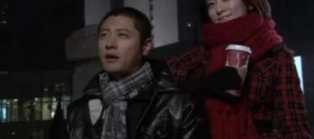 高斯|王阳：出道10年始终不红，40岁娶小妻子后爆红，娶了个旺夫的老婆