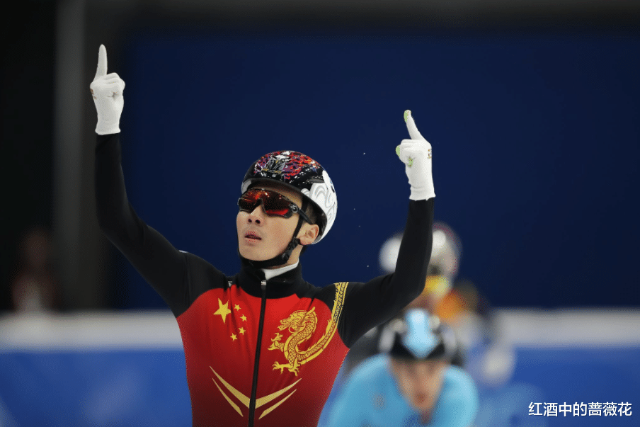 黄子韬|虽迟但到!任子威黄子韬微博互关,回复虽晚,但满满地都是激动