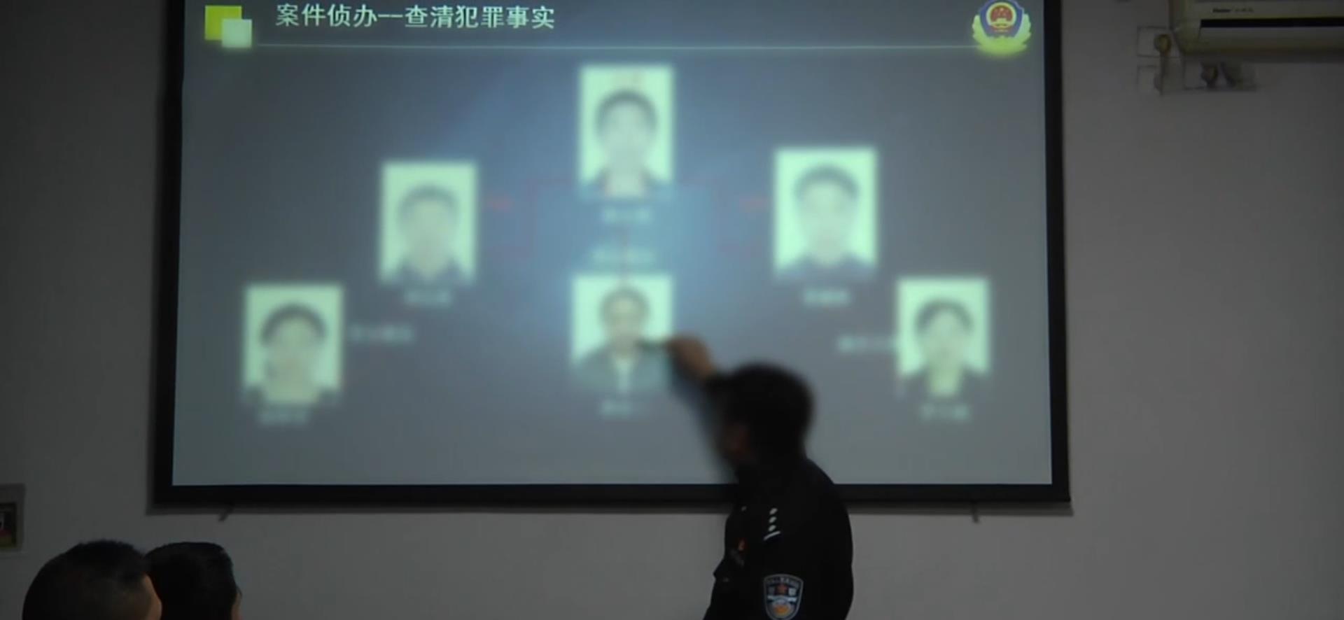 2019年,年轻女子以按摩为由,干违法勾当被捕!专挑老年男性下手