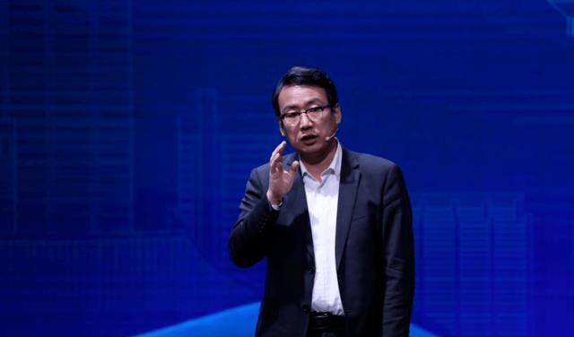 火箭队|“进厂拧螺丝不丢人”,储殷教授发表看法,不料引发网友热议!