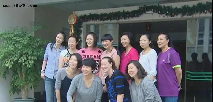 周苏红|女排黄金一代：冯坤嫁泰国人，周苏红与前夫姐弟相称，赵蕊蕊单身