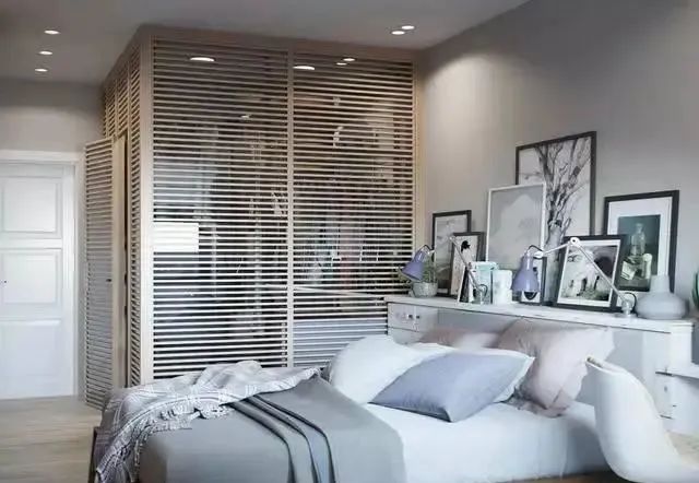 去参观朋友新房，谁想一进门我就愣住了，只能说太尴尬了