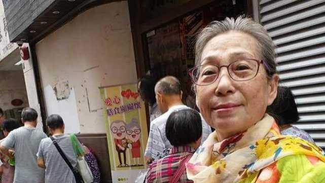 |TVB绿叶李枫有子女却住老人院 全身家当只有一个行李箱但很快乐