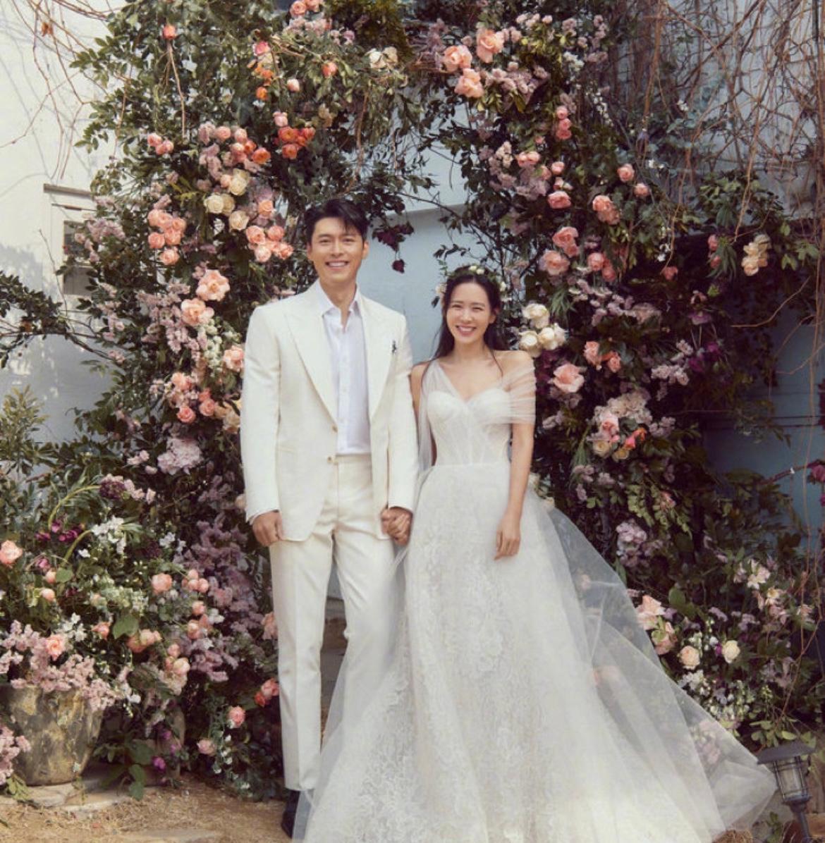 孔孝真|41岁韩娱男神收割机,孔孝真婚礼现场“简陋”,婚纱像宫廷版睡衣