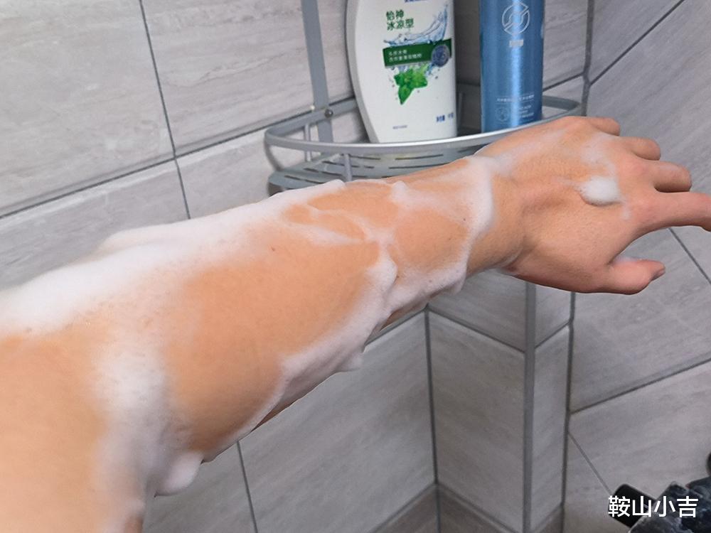 采之汲 告别皮肤粗糙干涩,珂岸男士氨基酸香氛沐浴慕斯体验