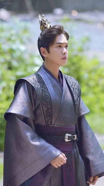 眼霜 怒怼网友,他是疯了吗?