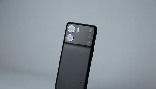 OPPO|OPPO真香中端机，天玑神U+LCD屏+67W快充，12+256G降至冰点价