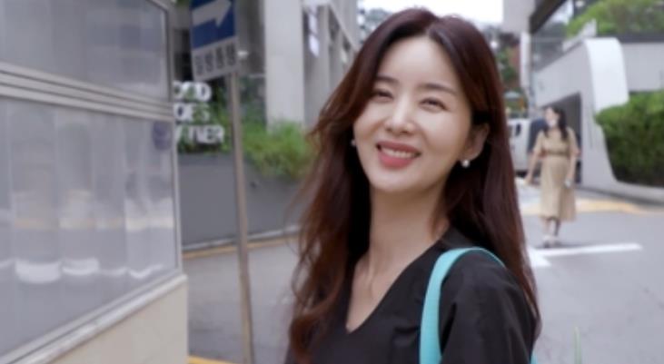 朴率美|朴率美与韩在石十年似新婚 制作美食秀恩爱两不误 女方为爱隐退