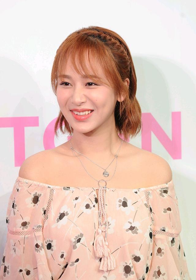 杨紫|杨紫被吐槽“大象腿”，滤镜也救不了，这届“黑子”太过分了