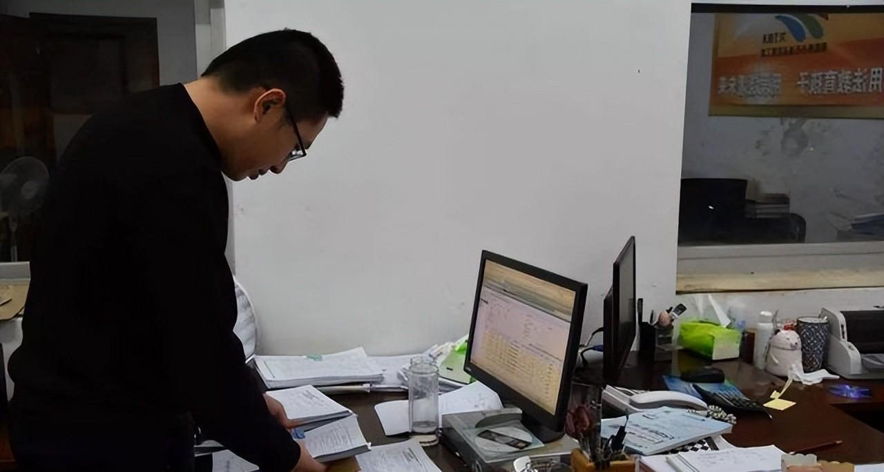 局里那些事|《局里那些事》:局内的想出去,局外的想进来