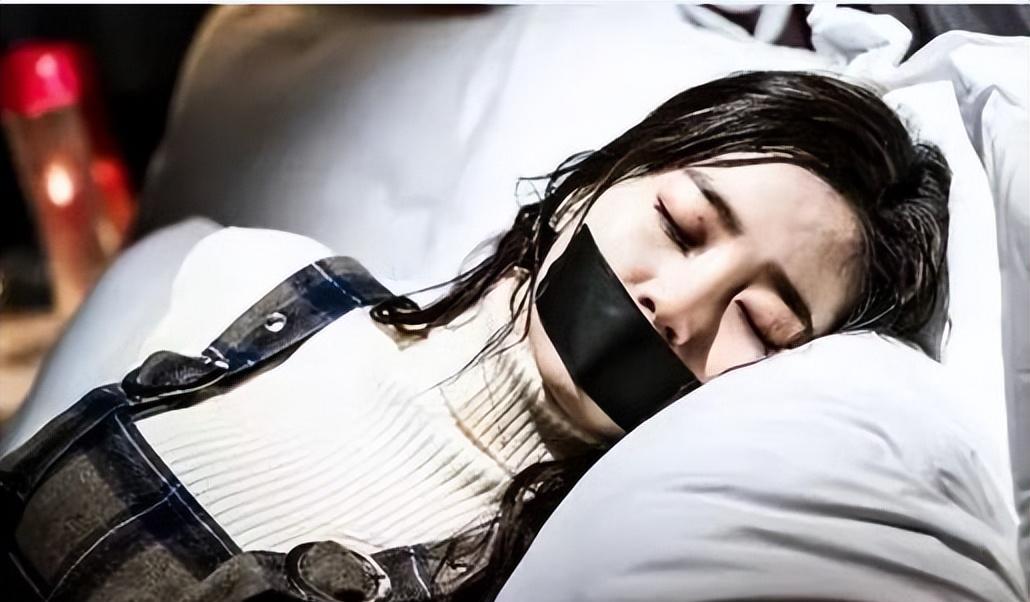回顾:16岁少女被囚地窖24天,获救后不敢回忆到底发生了什么
