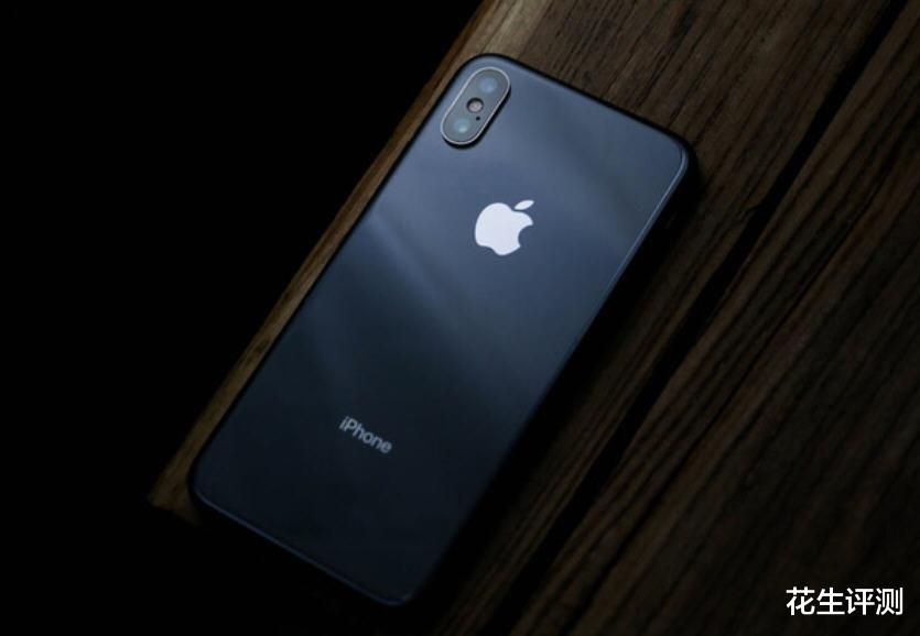 iPhoneX|5年前的iPhone升级iOS15.5正式版，续航还如此好，苹果神优化了