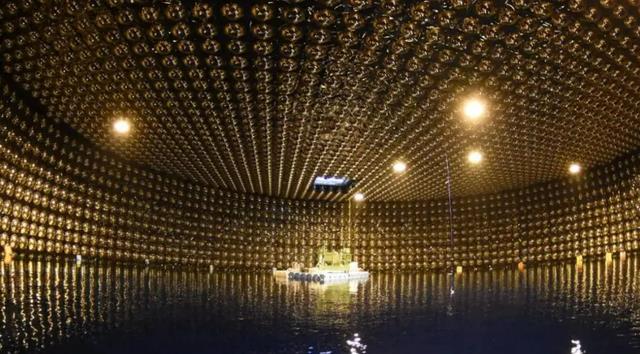 20多年来,日本在地下1000米深处存储了5万吨超纯水,目的何在?