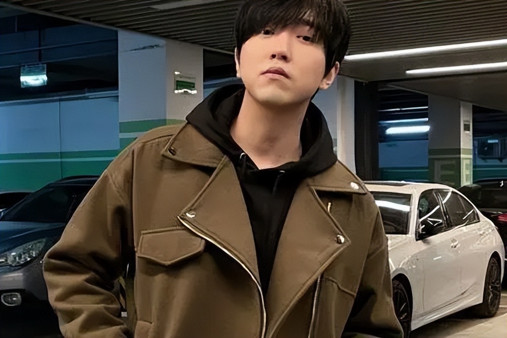 白冰|千万粉网红白冰,真实身份揭露,年收入7200w是保底,一条广告60W