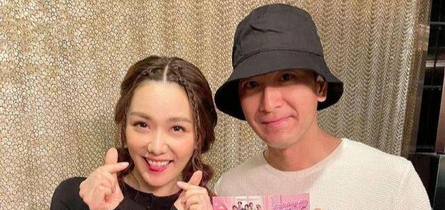马国明汤洛雯宣布订婚，男方曾遭黄心颖戴绿帽