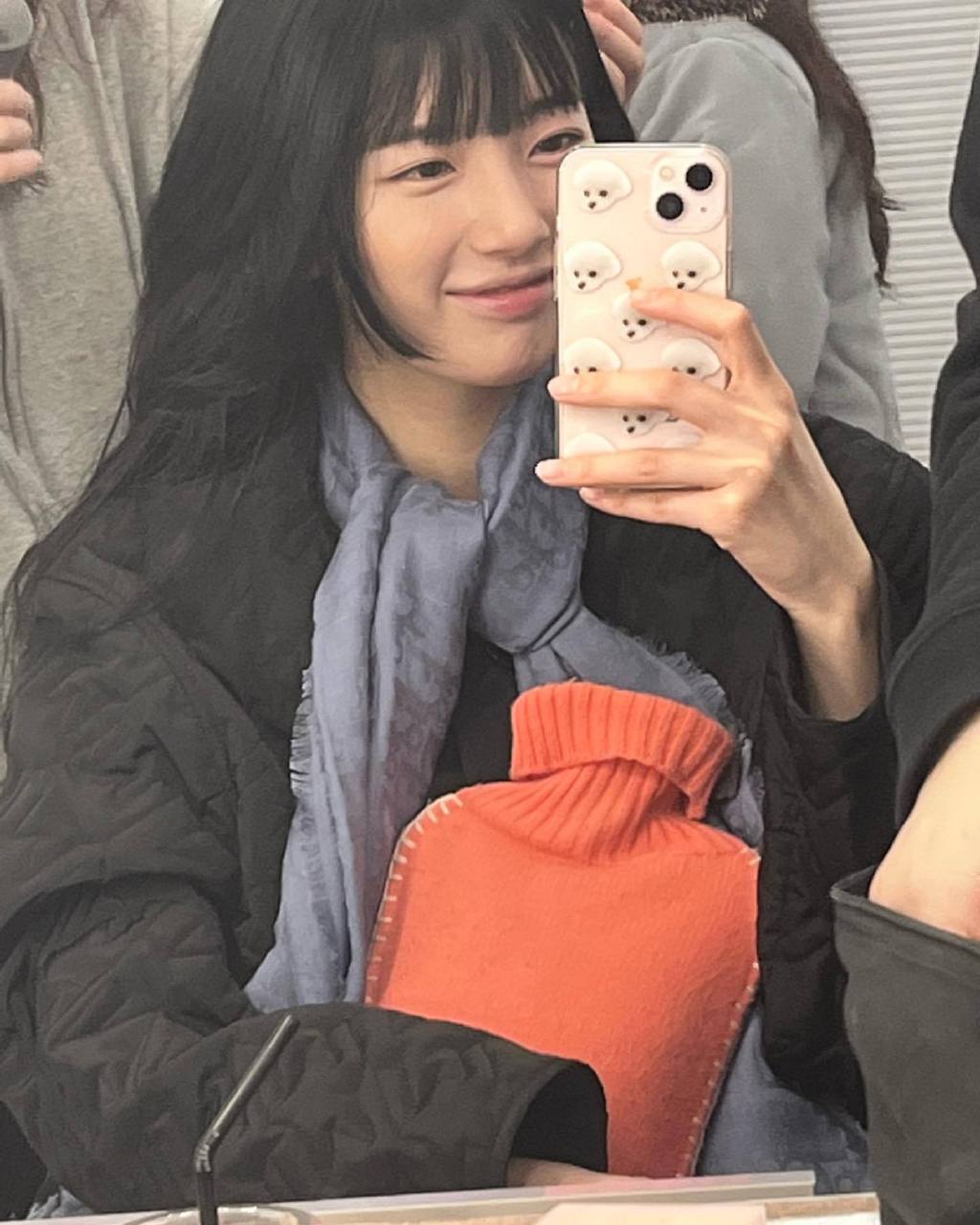 裴秀智|28岁秀智,晒凌晨下班私照,日常精致美貌,引发韩国网友热议