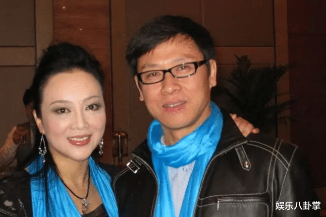 梁丽|著名演员梁丽：两度闪婚最终失败，如今54岁依旧单身