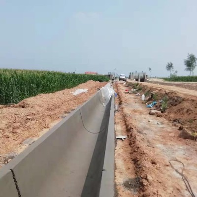 水渠成型机不实用?听我来分析