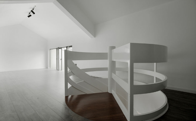 暗色系装修风格,让空间变得轻奢而又内敛,充分满足业主需求