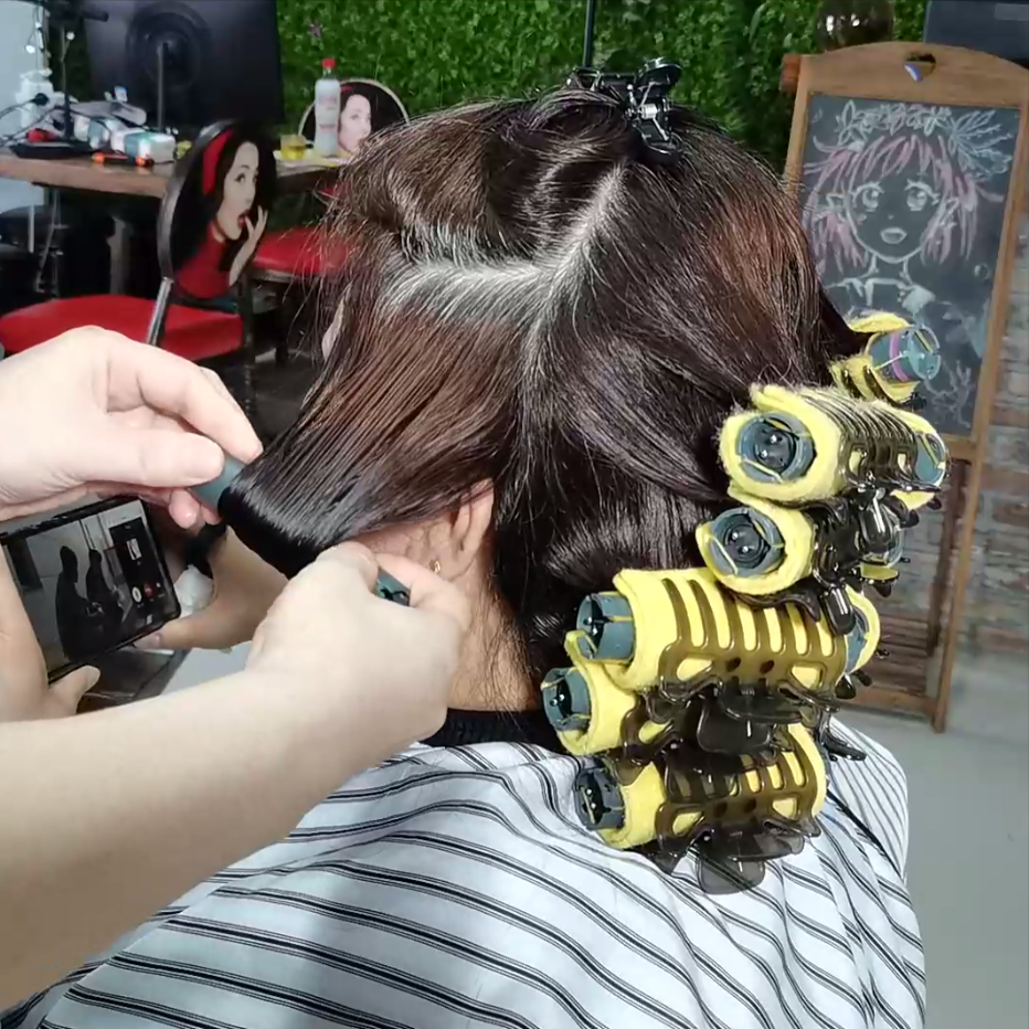 卷发 刚烫了几天的头发就不卷了怎么办？打理、造型、重烫才能恢复卷度