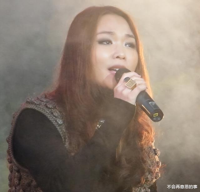 王杰|7位过气歌手窘况：被后辈点评、街头卖唱、靠粉丝接济，风光不再